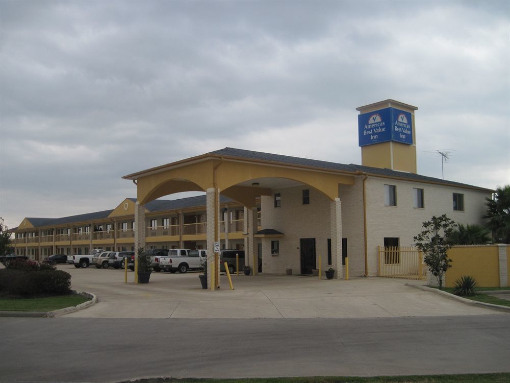 Americas Best Value Inn & Suites Waller/Prairie View Esterno foto