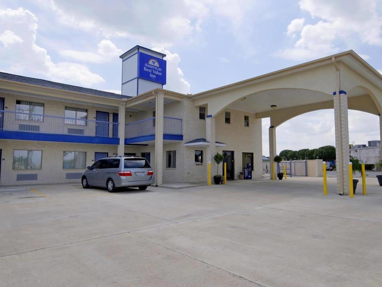 Americas Best Value Inn & Suites Waller/Prairie View Esterno foto