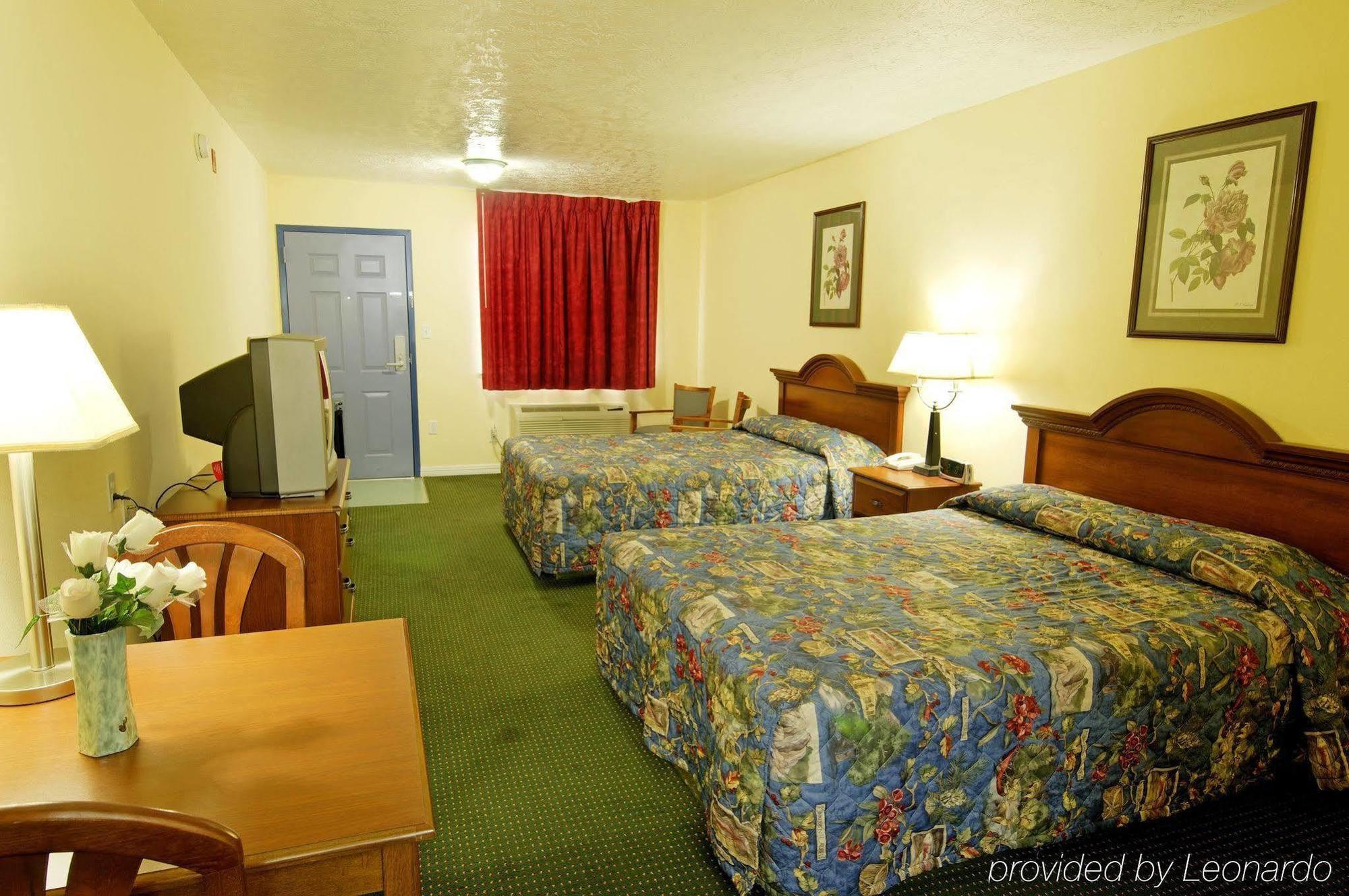 Americas Best Value Inn & Suites Waller/Prairie View Esterno foto